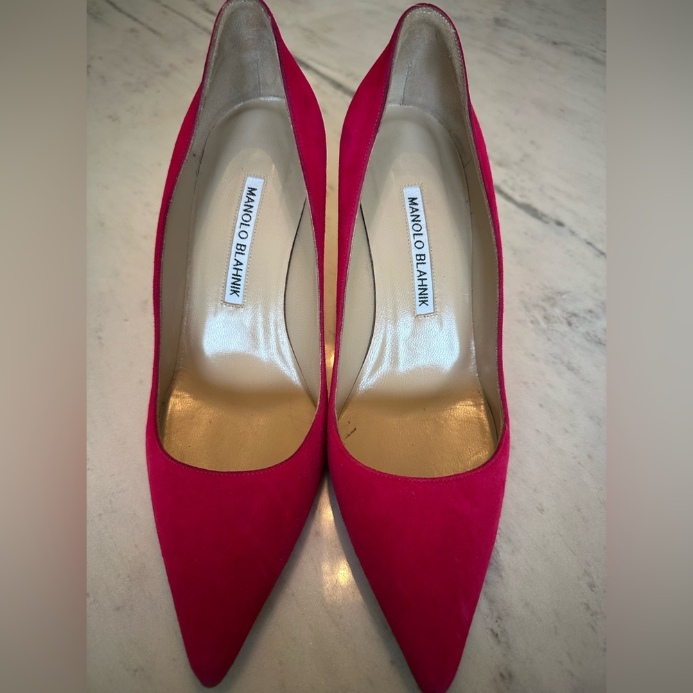 Manolo Blahnik Fuchsia Heels